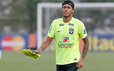 龙珠体育焦点-亚马尔还没反应过来