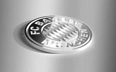 龙珠体育热评-什琴斯尼扑救后与后卫击掌鼓励